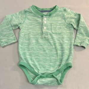 GAP - Green Long Sleeve Baby Onesie Top